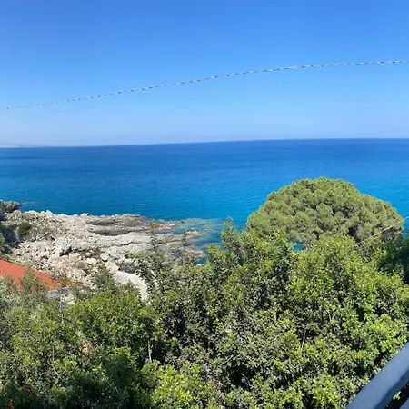 Holiday home Casa Aurora Copanello